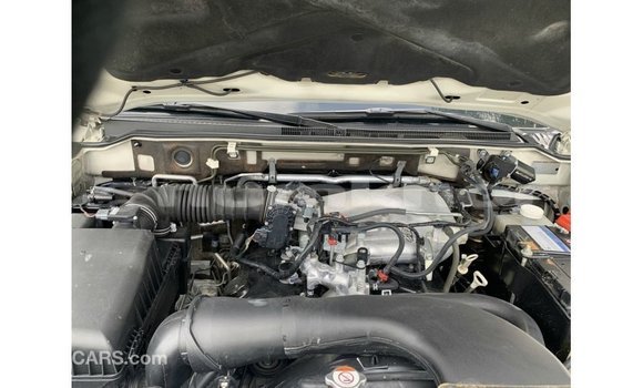 Buy Import Mitsubishi Pajero White Car in Import - Dubai in Bumthang Buy Import Mitsubishi Pajero White Car in Import - Dubai in Bumthang