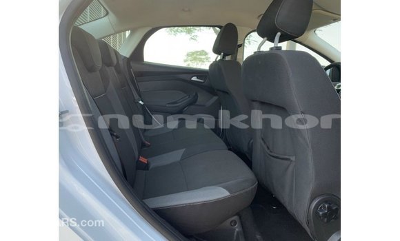 Buy Import Ford Focus White Car in Import - Dubai in Bumthang Buy Import Ford Focus White Car in Import - Dubai in Bumthang