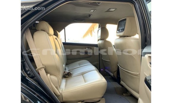 Buy Import Toyota Fortuner Black Car in Import - Dubai in Bumthang Buy Import Toyota Fortuner Black Car in Import - Dubai in Bumthang