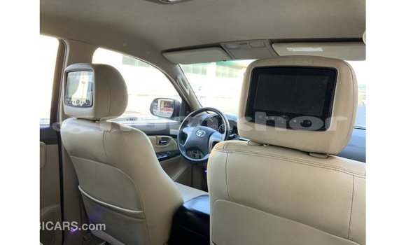 Buy Import Toyota Fortuner Black Car in Import - Dubai in Bumthang Buy Import Toyota Fortuner Black Car in Import - Dubai in Bumthang