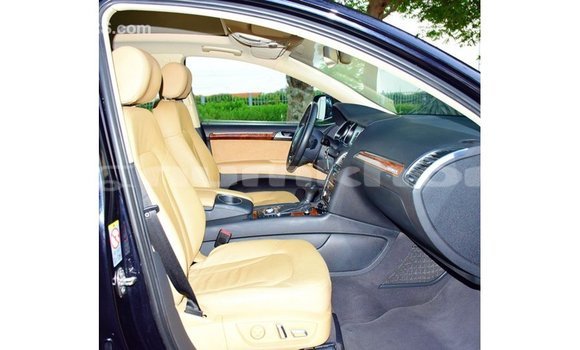 Buy Import Audi Q7 Black Car in Import - Dubai in Bumthang Buy Import Audi Q7 Black Car in Import - Dubai in Bumthang