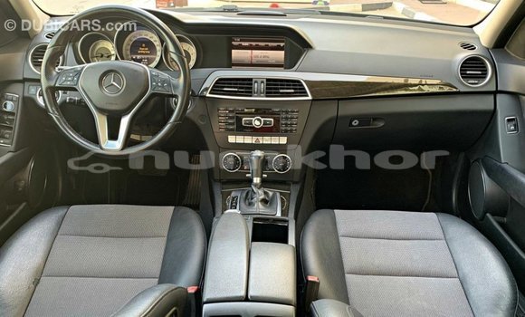 Buy Import Mercedes-Benz 200 Blue Car in Import - Dubai in Bumthang Buy Import Mercedes-Benz 200 Blue Car in Import - Dubai in Bumthang