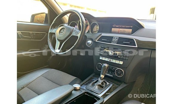 Buy Import Mercedes-Benz 200 Blue Car in Import - Dubai in Bumthang Buy Import Mercedes-Benz 200 Blue Car in Import - Dubai in Bumthang