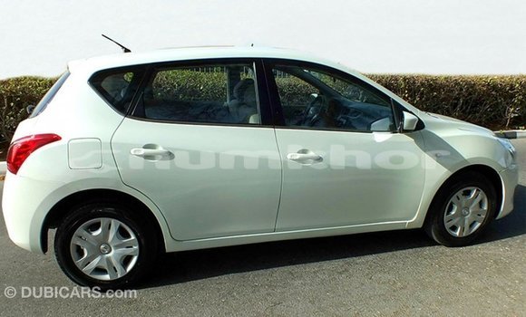 Buy Import Nissan Tiida White Car in Import - Dubai in Bumthang Buy Import Nissan Tiida White Car in Import - Dubai in Bumthang