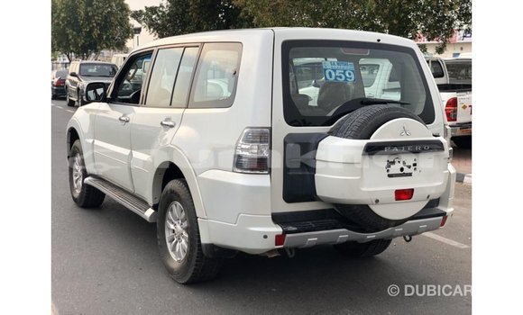 Buy Import Mitsubishi Pajero White Car in Import - Dubai in Bumthang Buy Import Mitsubishi Pajero White Car in Import - Dubai in Bumthang