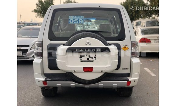 Buy Import Mitsubishi Pajero White Car in Import - Dubai in Bumthang Buy Import Mitsubishi Pajero White Car in Import - Dubai in Bumthang