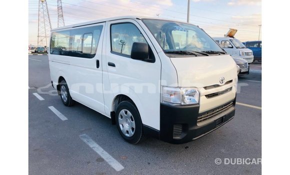 Buy Import Toyota Hiace White Car in Import - Dubai in Bumthang Buy Import Toyota Hiace White Car in Import - Dubai in Bumthang