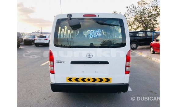 Buy Import Toyota Hiace White Car in Import - Dubai in Bumthang Buy Import Toyota Hiace White Car in Import - Dubai in Bumthang