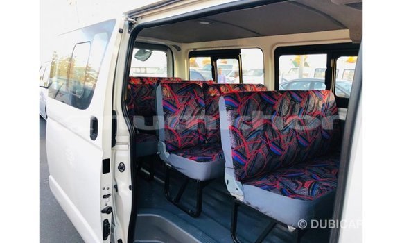 Buy Import Toyota Hiace White Car in Import - Dubai in Bumthang Buy Import Toyota Hiace White Car in Import - Dubai in Bumthang