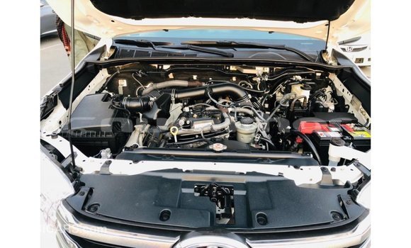 Buy Import Toyota Hilux White Car in Import - Dubai in Bumthang Buy Import Toyota Hilux White Car in Import - Dubai in Bumthang