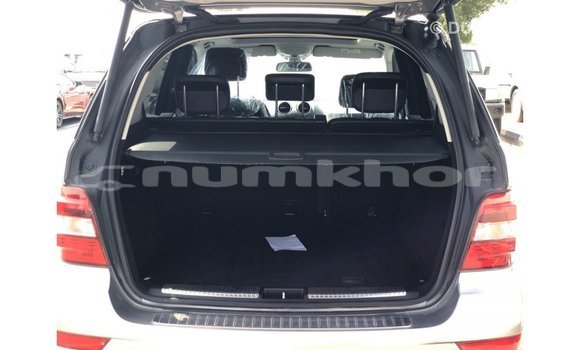 Buy Import Mercedes-Benz 190 Other Car in Import - Dubai in Bumthang Buy Import Mercedes-Benz 190 Other Car in Import - Dubai in Bumthang