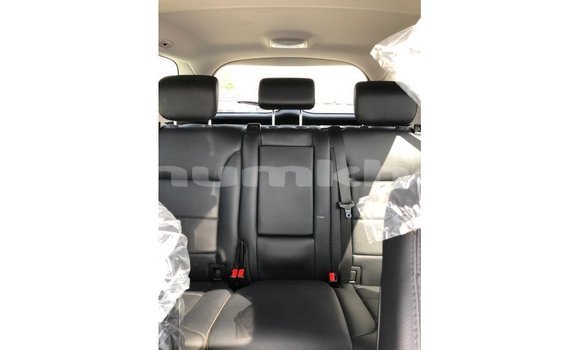 Buy Import Mercedes-Benz 190 Other Car in Import - Dubai in Bumthang Buy Import Mercedes-Benz 190 Other Car in Import - Dubai in Bumthang