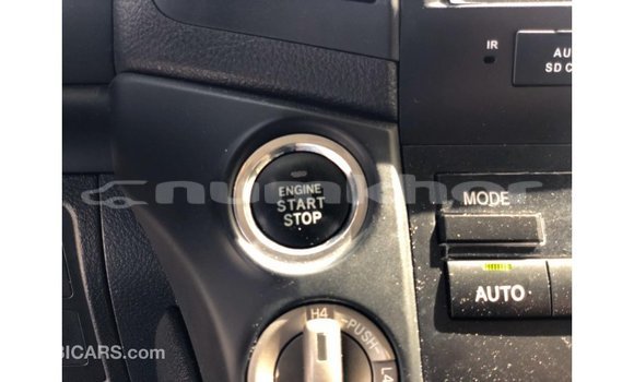 Buy Import Toyota Land Cruiser White Car in Import - Dubai in Bumthang Buy Import Toyota Land Cruiser White Car in Import - Dubai in Bumthang