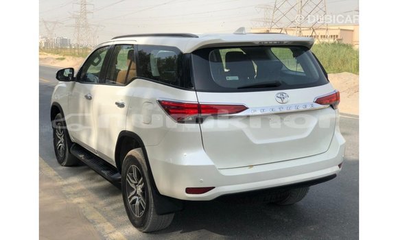 Buy Import Toyota Fortuner White Car in Import - Dubai in Bumthang Buy Import Toyota Fortuner White Car in Import - Dubai in Bumthang