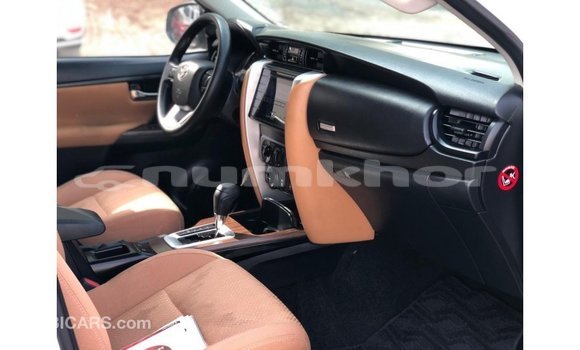 Buy Import Toyota Fortuner White Car in Import - Dubai in Bumthang Buy Import Toyota Fortuner White Car in Import - Dubai in Bumthang