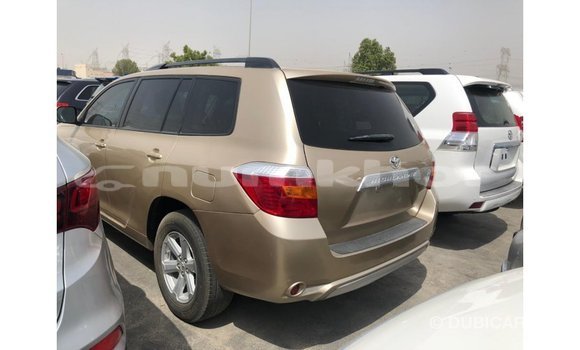 Buy Import Toyota Highlander Other Car in Import - Dubai in Bumthang Buy Import Toyota Highlander Other Car in Import - Dubai in Bumthang