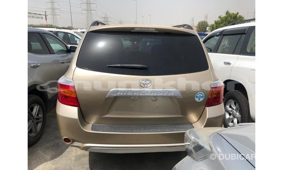 Buy Import Toyota Highlander Other Car in Import - Dubai in Bumthang Buy Import Toyota Highlander Other Car in Import - Dubai in Bumthang