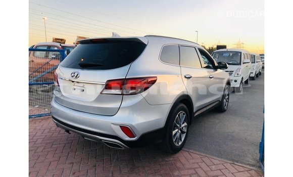 Buy Import Hyundai Santa Fe Other Car in Import - Dubai in Bumthang Buy Import Hyundai Santa Fe Other Car in Import - Dubai in Bumthang