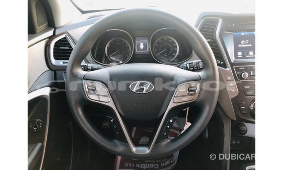 Buy Import Hyundai Santa Fe Other Car in Import - Dubai in Bumthang Buy Import Hyundai Santa Fe Other Car in Import - Dubai in Bumthang
