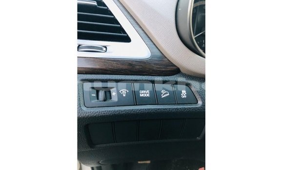 Buy Import Hyundai Santa Fe Other Car in Import - Dubai in Bumthang Buy Import Hyundai Santa Fe Other Car in Import - Dubai in Bumthang