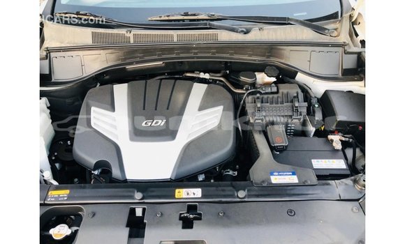 Buy Import Hyundai Santa Fe Other Car in Import - Dubai in Bumthang Buy Import Hyundai Santa Fe Other Car in Import - Dubai in Bumthang