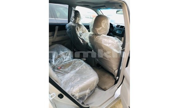 Buy Import Toyota Highlander Other Car in Import - Dubai in Bumthang Buy Import Toyota Highlander Other Car in Import - Dubai in Bumthang