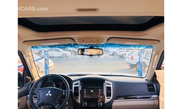 Buy Import Mitsubishi Pajero Black Car in Import - Dubai in Bumthang Buy Import Mitsubishi Pajero Black Car in Import - Dubai in Bumthang