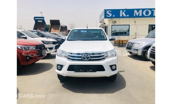Buy Import Toyota Hilux White Car in Import - Dubai in Bumthang Buy Import Toyota Hilux White Car in Import - Dubai in Bumthang