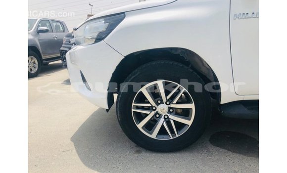 Buy Import Toyota Hilux White Car in Import - Dubai in Bumthang Buy Import Toyota Hilux White Car in Import - Dubai in Bumthang