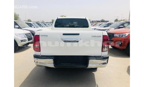 Buy Import Toyota Hilux White Car in Import - Dubai in Bumthang Buy Import Toyota Hilux White Car in Import - Dubai in Bumthang