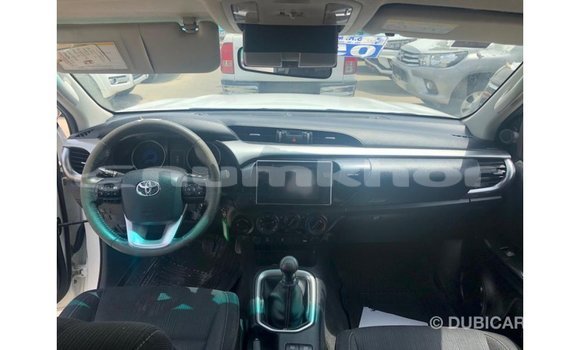 Buy Import Toyota Hilux White Car in Import - Dubai in Bumthang Buy Import Toyota Hilux White Car in Import - Dubai in Bumthang