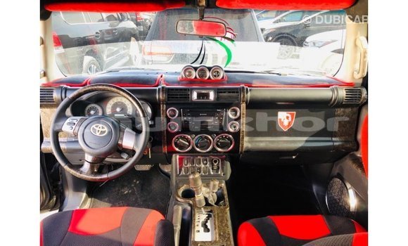 Buy Import Toyota FJ Cruiser Black Car in Import - Dubai in Bumthang Buy Import Toyota FJ Cruiser Black Car in Import - Dubai in Bumthang