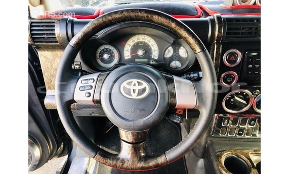 Buy Import Toyota FJ Cruiser Black Car in Import - Dubai in Bumthang Buy Import Toyota FJ Cruiser Black Car in Import - Dubai in Bumthang