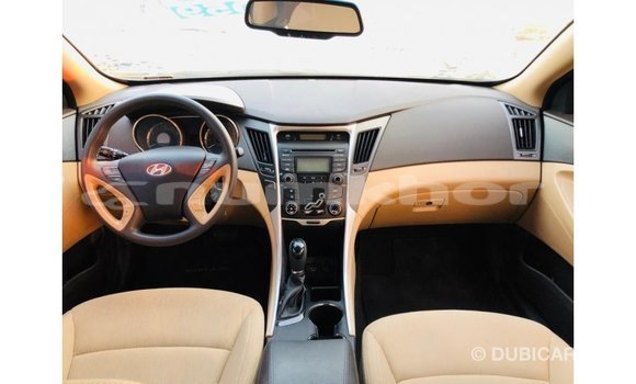 Buy Import Hyundai Sonata Red Car in Import - Dubai in Bumthang Buy Import Hyundai Sonata Red Car in Import - Dubai in Bumthang