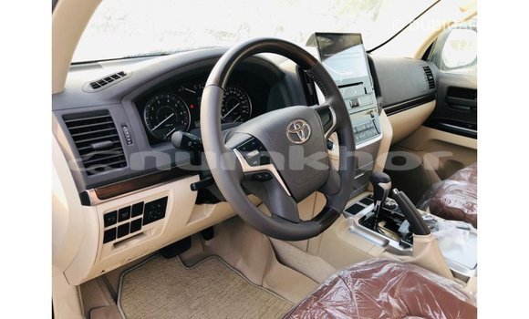 Buy Import Toyota Land Cruiser Black Car in Import - Dubai in Bumthang Buy Import Toyota Land Cruiser Black Car in Import - Dubai in Bumthang