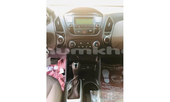 Buy Import Hyundai Tucson Blue Car in Import - Dubai in Bumthang Buy Import Hyundai Tucson Blue Car in Import - Dubai in Bumthang