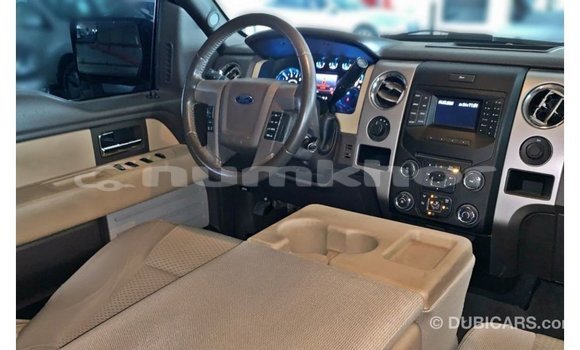 Buy Import Ford Club Wagon Brown Car in Import - Dubai in Bumthang Buy Import Ford Club Wagon Brown Car in Import - Dubai in Bumthang