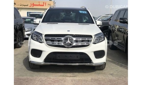 Buy Import Mercedes-Benz 190 White Car in Import - Dubai in Bumthang Buy Import Mercedes-Benz 190 White Car in Import - Dubai in Bumthang