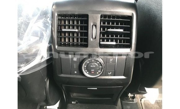 Buy Import Mercedes-Benz 190 White Car in Import - Dubai in Bumthang Buy Import Mercedes-Benz 190 White Car in Import - Dubai in Bumthang