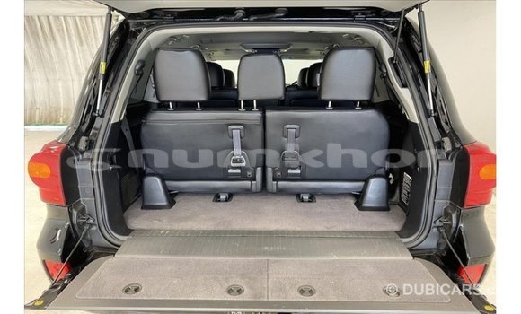 Buy Import Toyota Land Cruiser Black Car in Import - Dubai in Bumthang Buy Import Toyota Land Cruiser Black Car in Import - Dubai in Bumthang