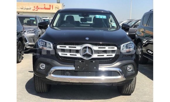 Buy Import Mercedes-Benz 250 Black Car in Import - Dubai in Bumthang Buy Import Mercedes-Benz 250 Black Car in Import - Dubai in Bumthang