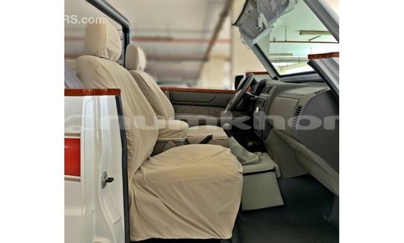 Buy Import Nissan Patrol White Car in Import - Dubai in Bumthang Buy Import Nissan Patrol White Car in Import - Dubai in Bumthang