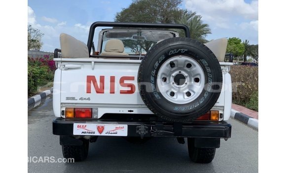 Buy Import Nissan Patrol White Car in Import - Dubai in Bumthang Buy Import Nissan Patrol White Car in Import - Dubai in Bumthang