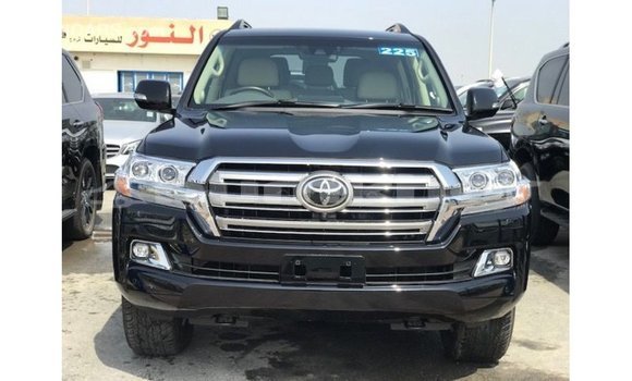 Buy Import Toyota Land Cruiser Black Car in Import - Dubai in Bumthang Buy Import Toyota Land Cruiser Black Car in Import - Dubai in Bumthang