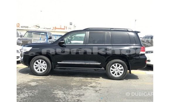 Buy Import Toyota Land Cruiser Black Car in Import - Dubai in Bumthang Buy Import Toyota Land Cruiser Black Car in Import - Dubai in Bumthang