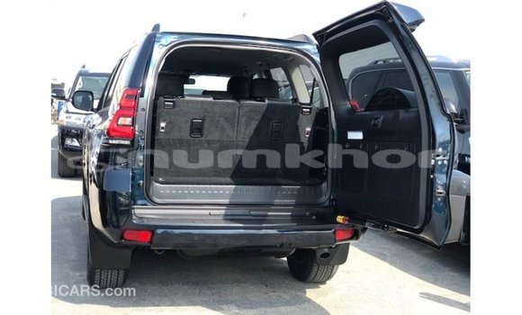 Buy Import Toyota Prado Blue Car in Import - Dubai in Bumthang Buy Import Toyota Prado Blue Car in Import - Dubai in Bumthang