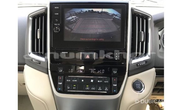 Buy Import Toyota Land Cruiser Black Car in Import - Dubai in Bumthang Buy Import Toyota Land Cruiser Black Car in Import - Dubai in Bumthang