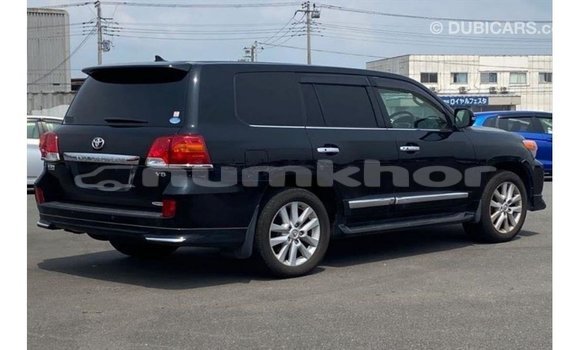Buy Import Toyota Land Cruiser Black Car in Import - Dubai in Bumthang Buy Import Toyota Land Cruiser Black Car in Import - Dubai in Bumthang