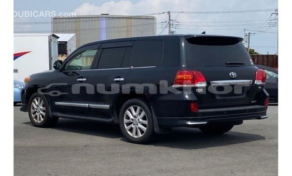 Buy Import Toyota Land Cruiser Black Car in Import - Dubai in Bumthang Buy Import Toyota Land Cruiser Black Car in Import - Dubai in Bumthang