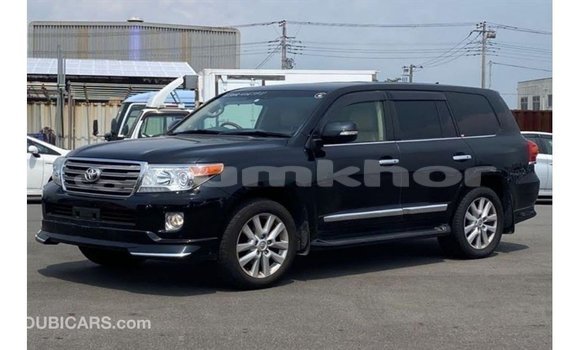 Buy Import Toyota Land Cruiser Black Car in Import - Dubai in Bumthang Buy Import Toyota Land Cruiser Black Car in Import - Dubai in Bumthang